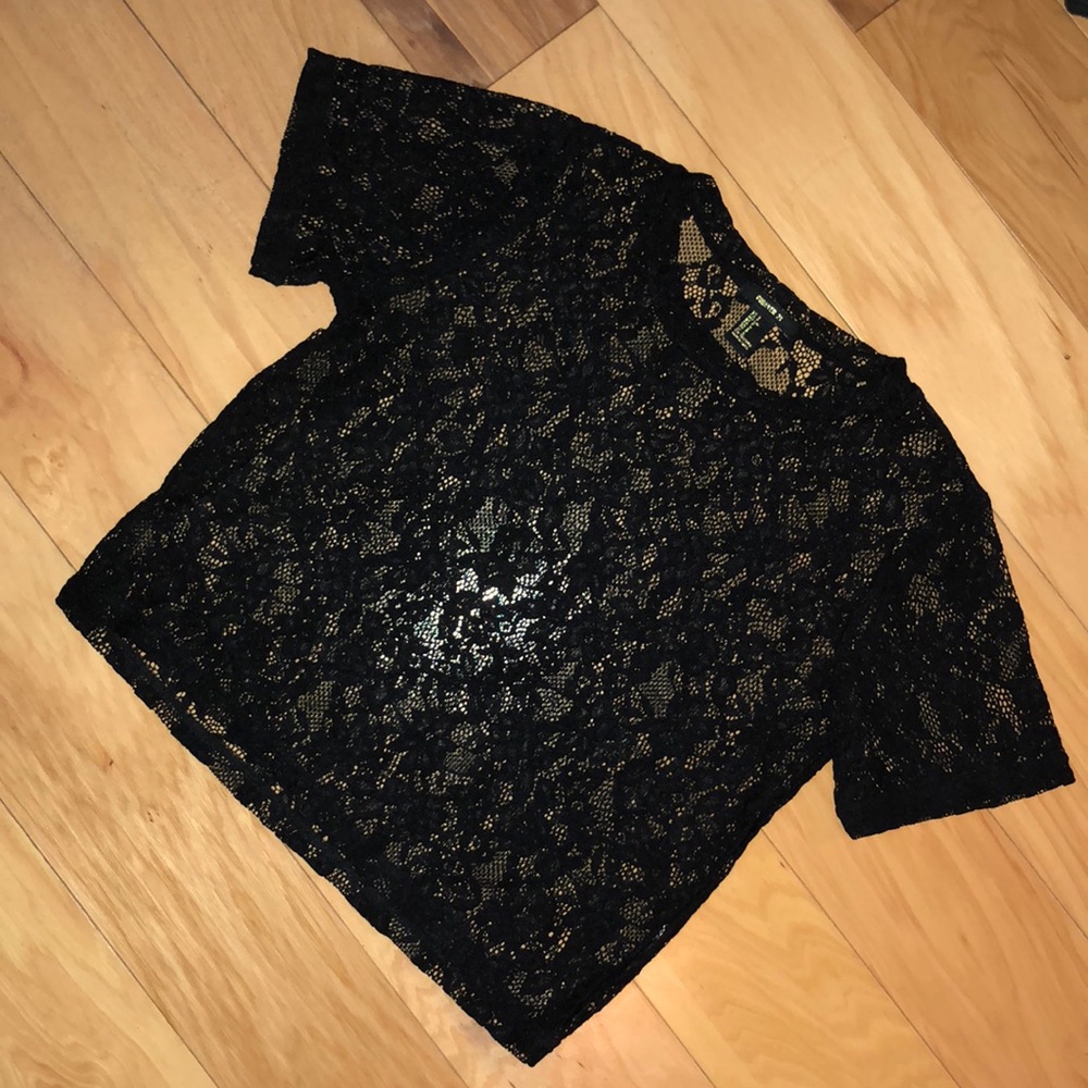 Forever 21 black lace crop top size small